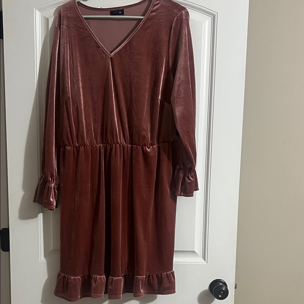 Dusty pink dress